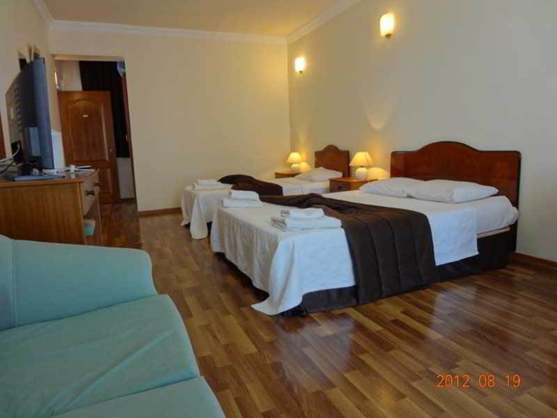 Club Z Hotel Kyrenia  Exterior photo
